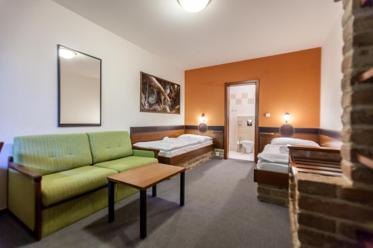 Hotel Vinar - Bed & Breakfast Kurdějov Εξωτερικό φωτογραφία